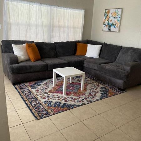 سانت بطرسبرج Comfy Inn المظهر الخارجي الصورة